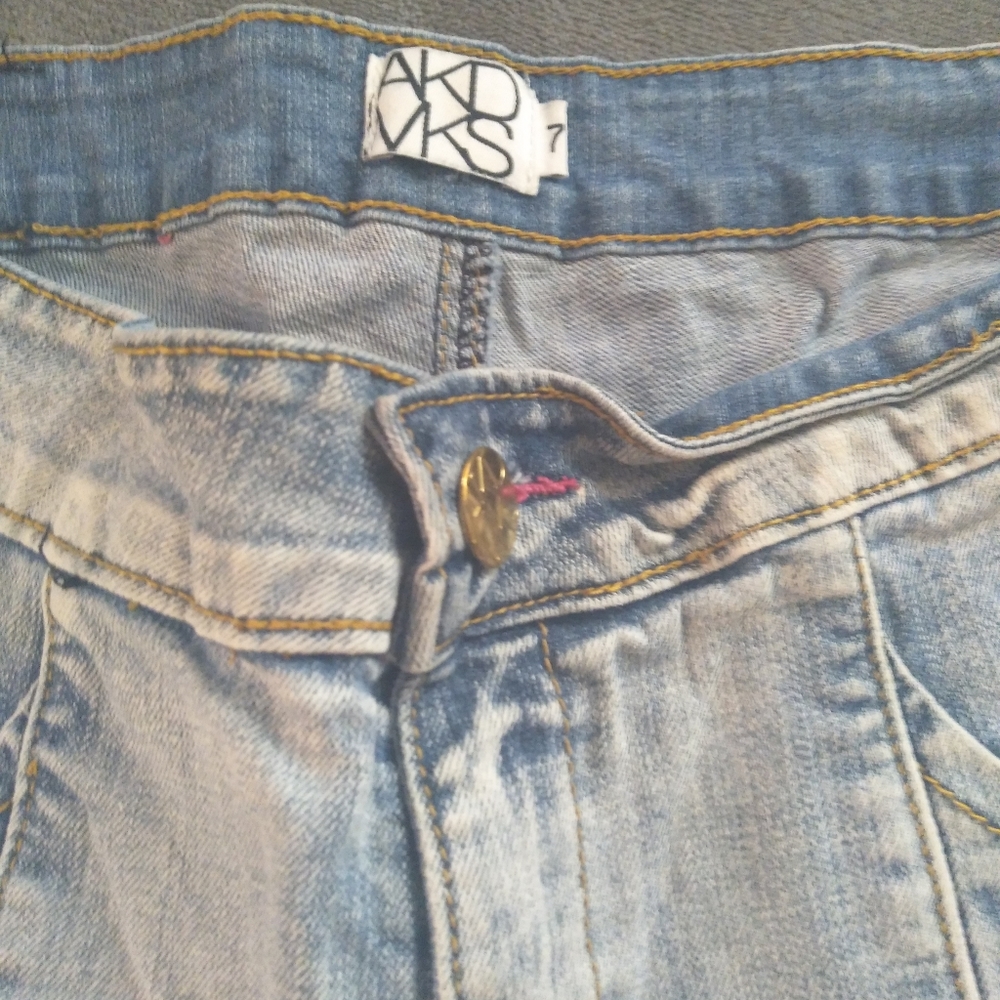 FASHION CAPRIS - Picture 4 of 5